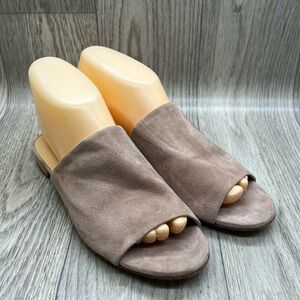 M. Gemi Suede Sandals Made in Italy